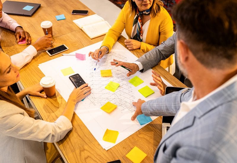 Business Model Canvas (BMC) / Part 5 - At Raznameh, we believe a crisis ...